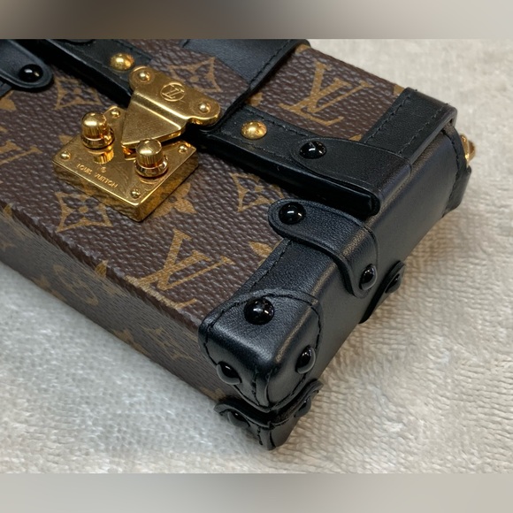 Louis Vuitton Essential Trunk Monogram Mini Shoulder Bag - Picture 6 of 16